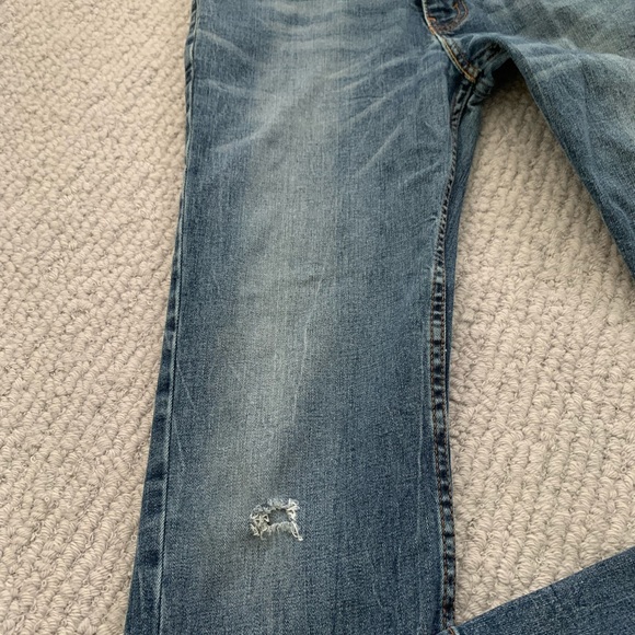 Levi’s 512 SLIM TAPER FIT MEN'S JEANS 32W 34L Dark Wash, worn and torn look - Picture 4 of 7